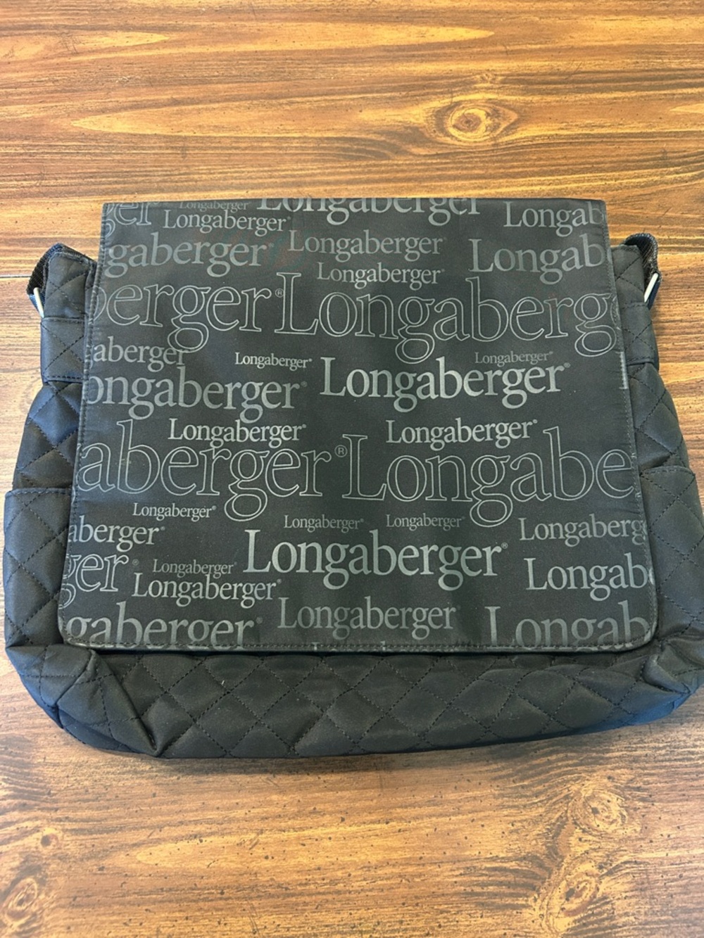 Longaberger Black Quilted Logo Messenger Bag laptop magnetic close pockets 15x13